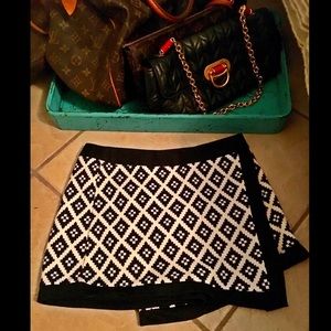 Charlotte Russe Skirts - Black & White Mini Skort Charlotte Russe Skirts - Black & White Mini Skort